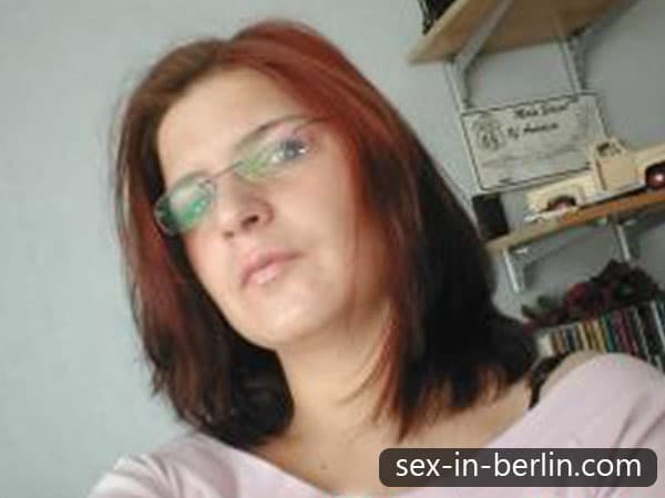 Reife Frau aus Berlin treffen